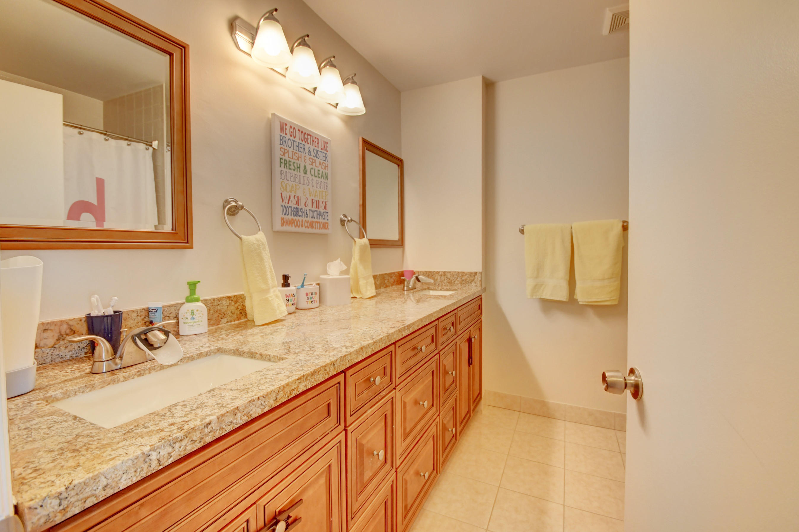 BOCA CHASE - IMPRESSIONS I - Residential