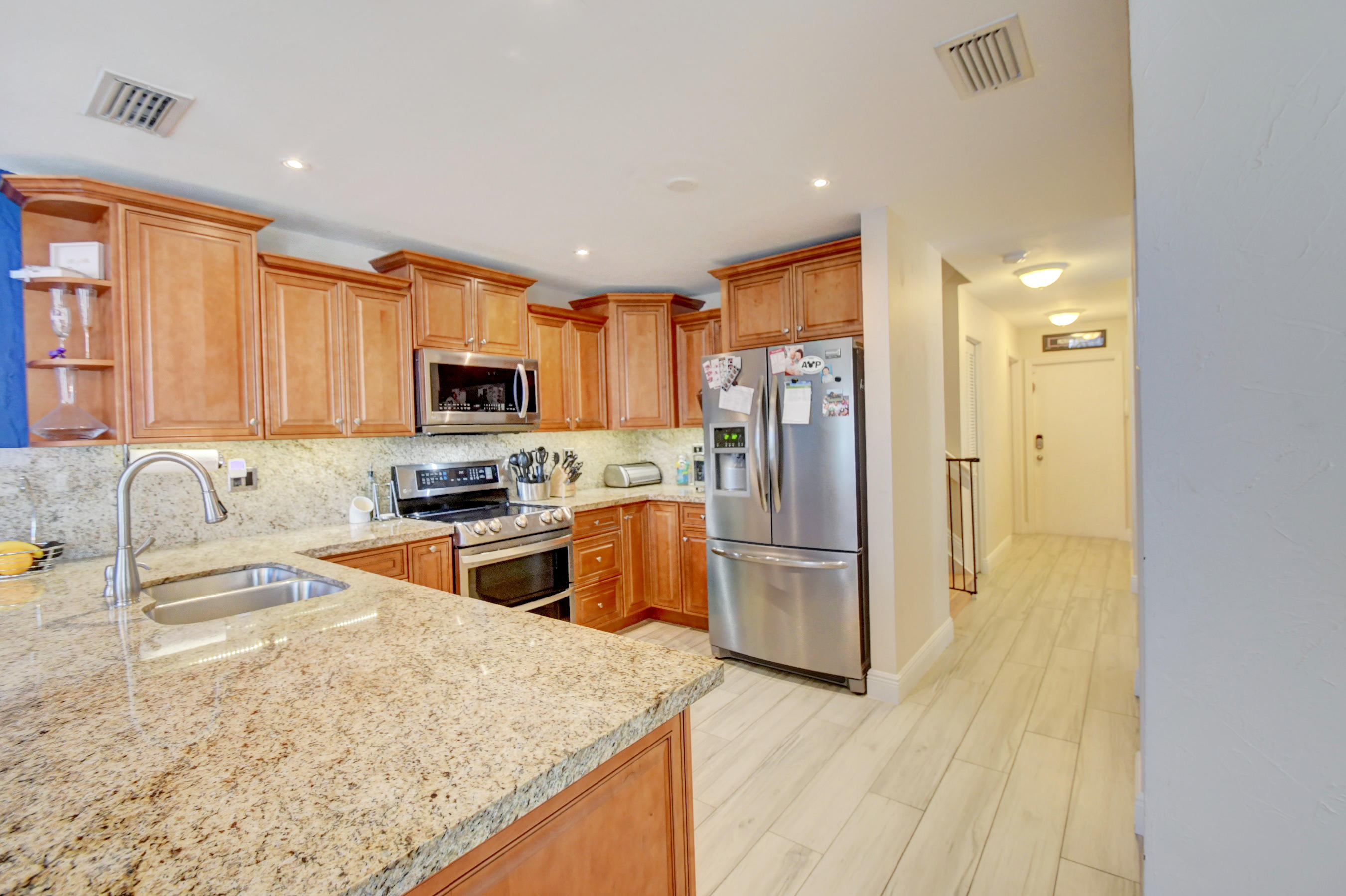 BOCA CHASE - IMPRESSIONS I - Residential