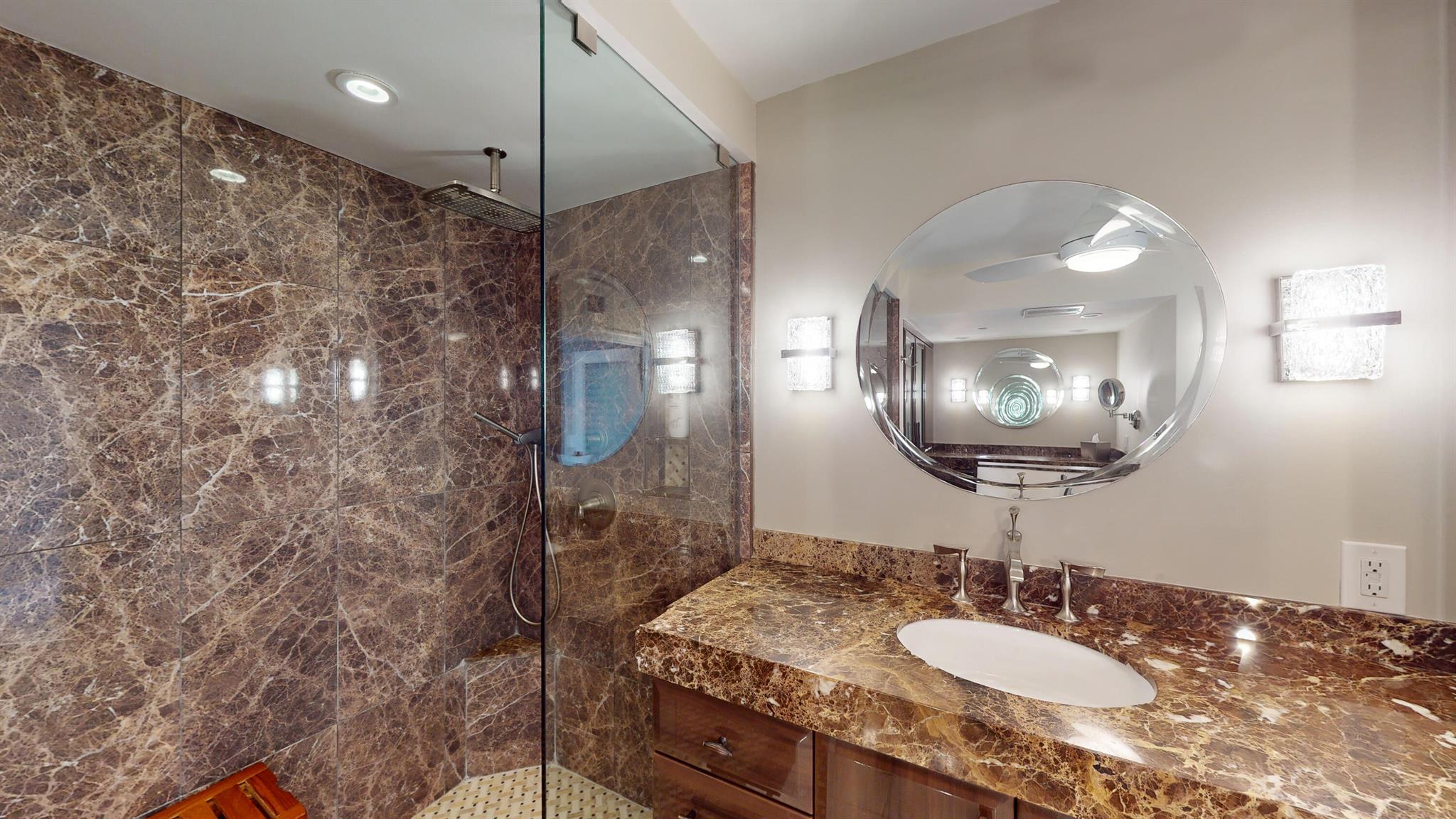 CARLTON - Residential