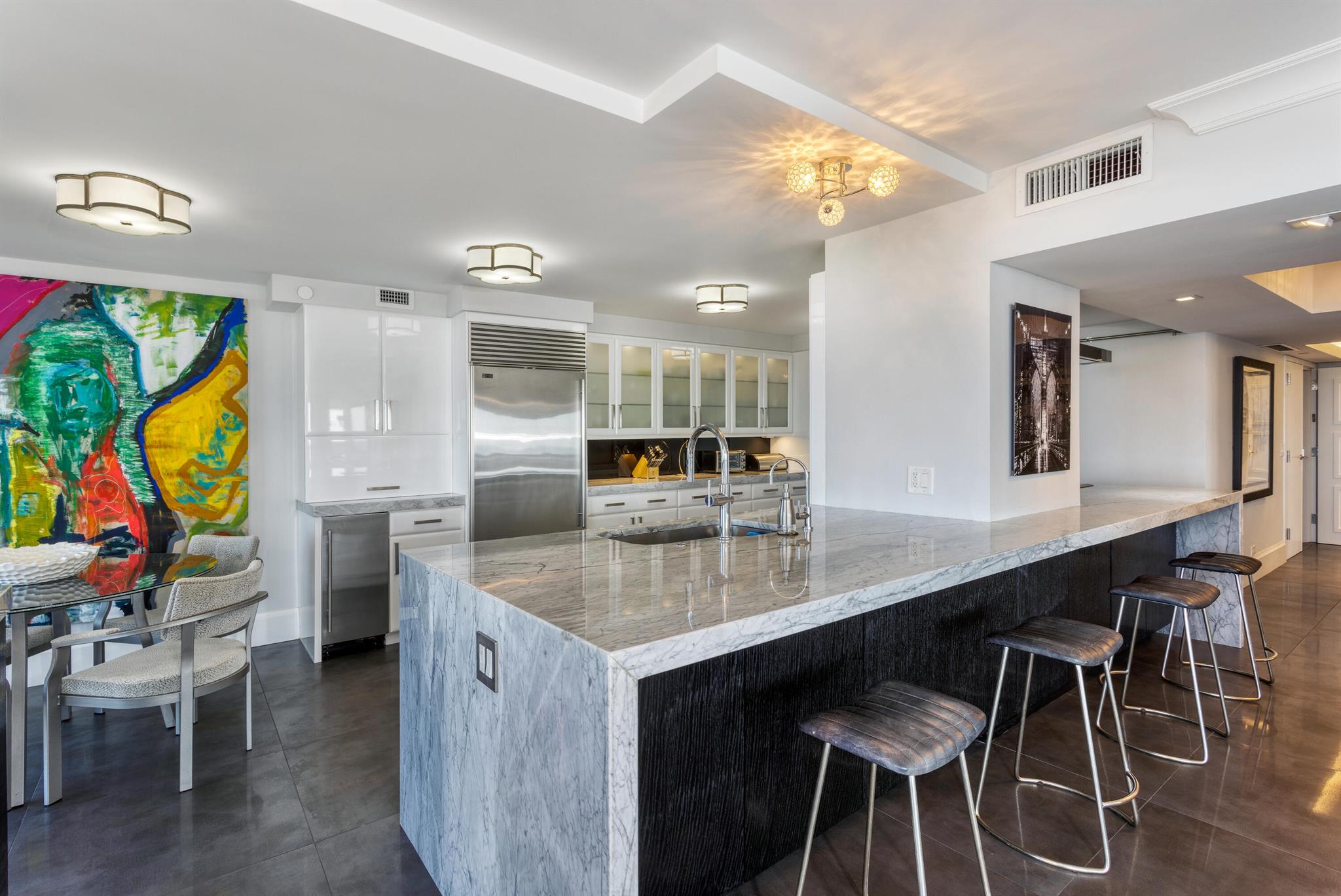 CARLTON - Residential