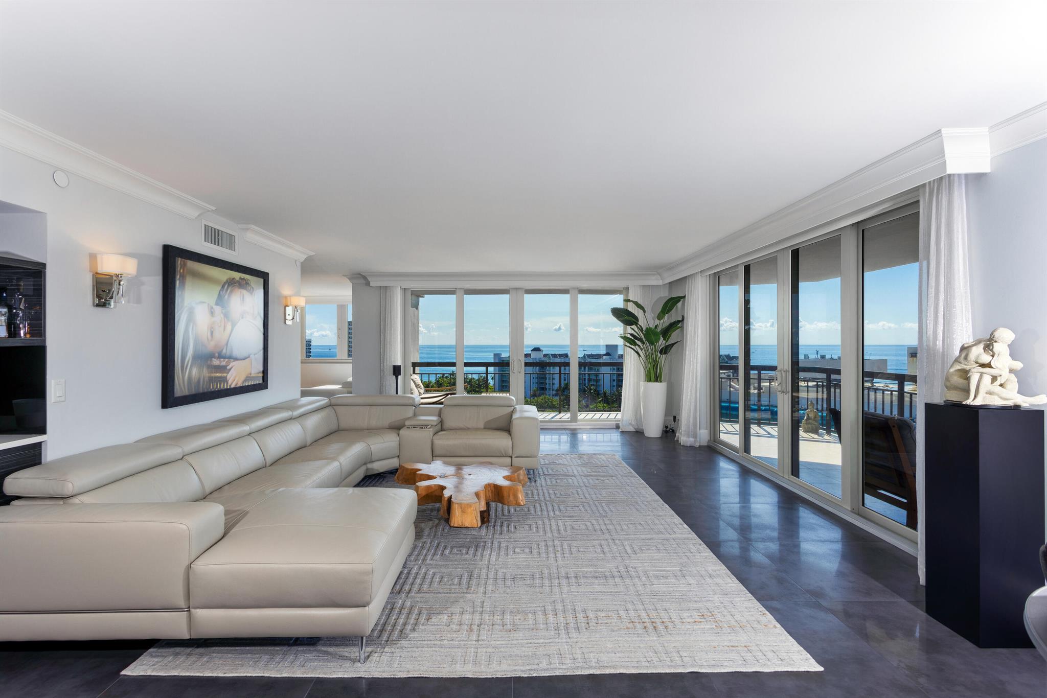 CARLTON - Residential