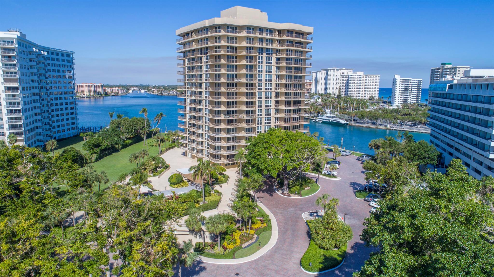 CARLTON - Residential