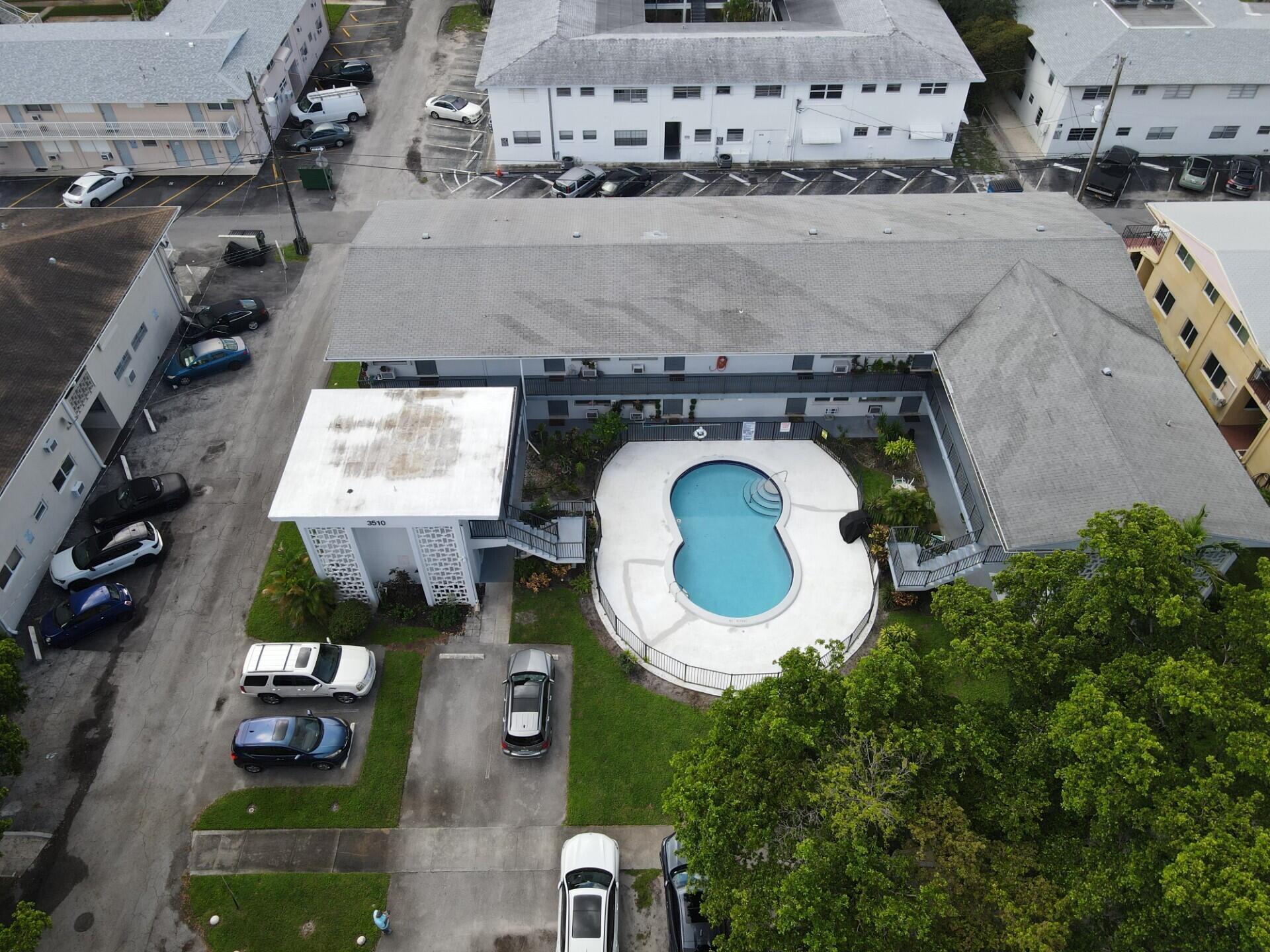ASTOR CONDO - Residential