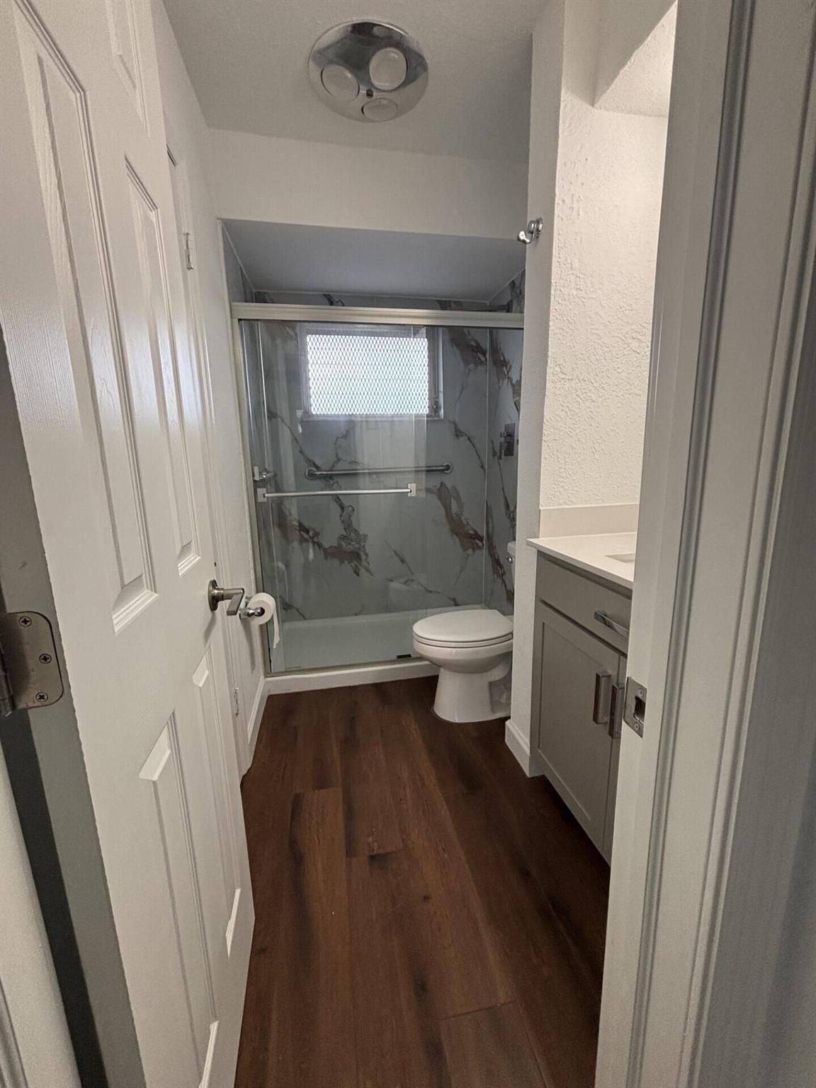 ASTOR CONDO - Residential