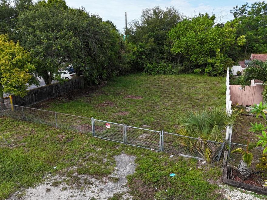 Great Opportunity in the Heart of Fort Lauderdale! This beautiful parcel of land offers the perfect canvas to build your dream home. Zoned for Single Family Residential, it's nestled in a quiet neighborhood just minutes from I-95, giving you quick access to everything South Florida has to offer—beaches, dining, shopping, and entertainment. Whether you're a builder or future homeowner, this centrally located lot is a rare opportunity in a thriving area. Don't miss out!!