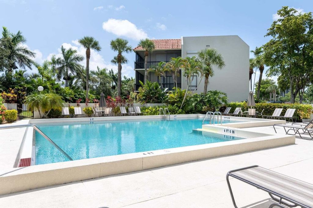 Photo of 3050 Presidential Way #305, West Palm Beach, FL 33401 (MLS # B26027653)