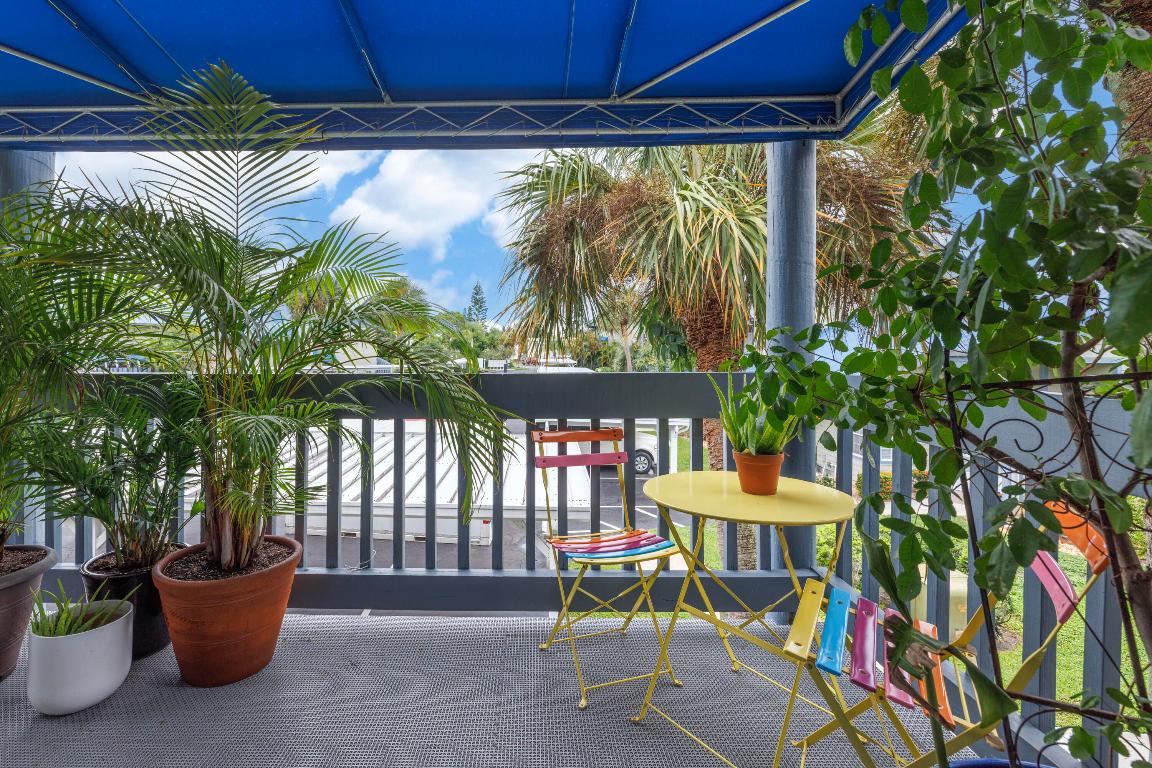 BEACON 21 CONDO - Residential