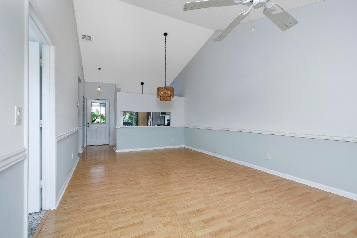 BEACON 21 CONDO - Residential