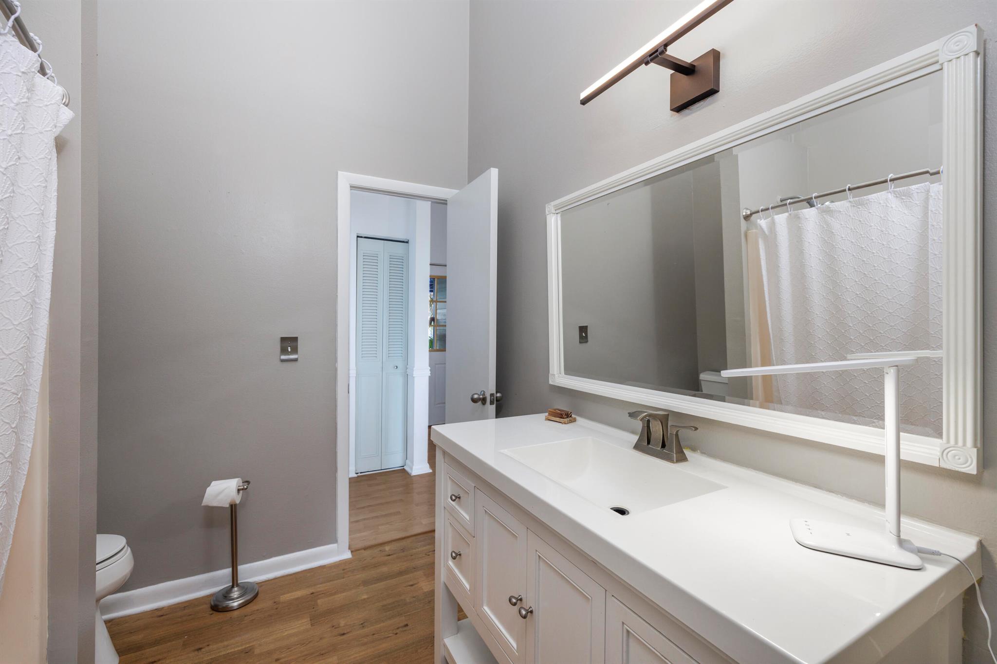 BEACON 21 CONDO - Residential