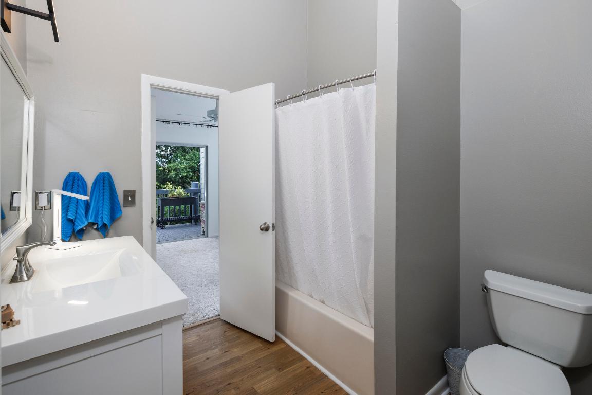 BEACON 21 CONDO - Residential