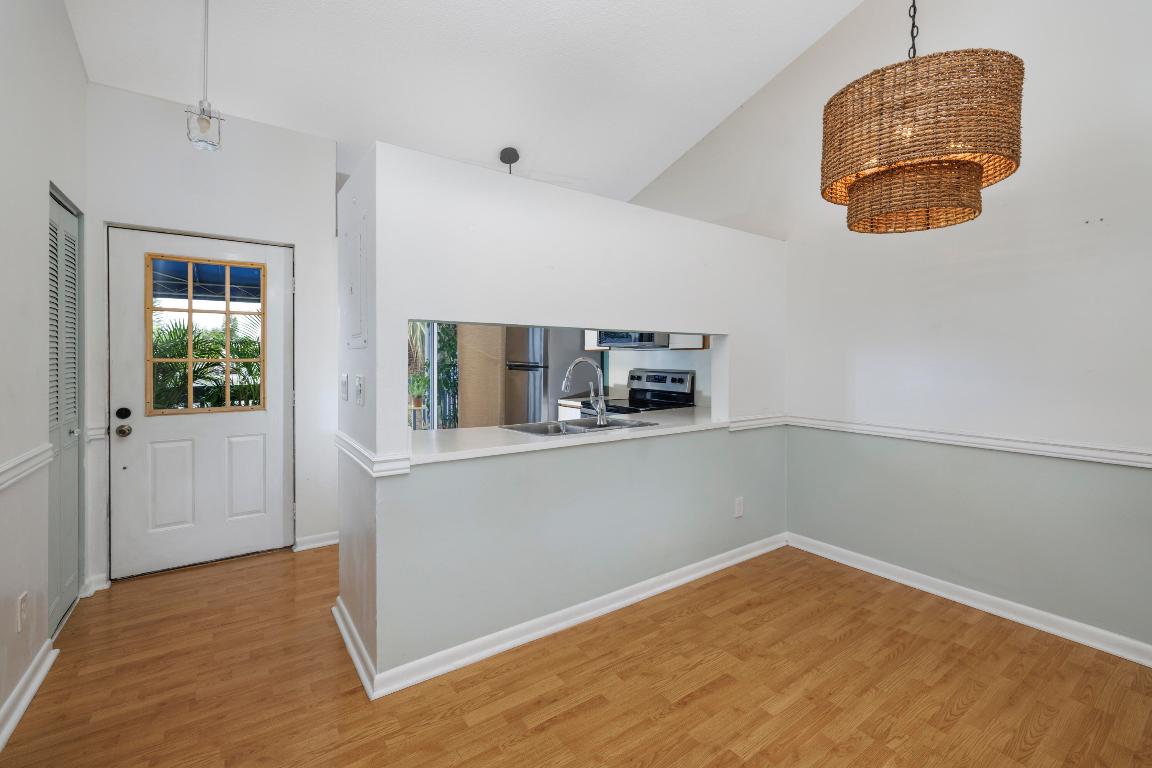 BEACON 21 CONDO - Residential