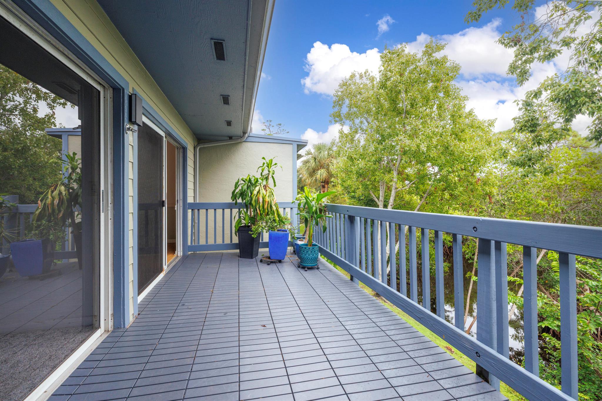 BEACON 21 CONDO - Residential