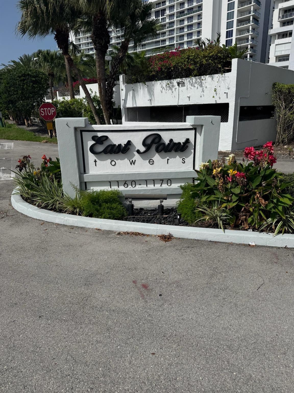 1160 N FEDERAL Highway 315