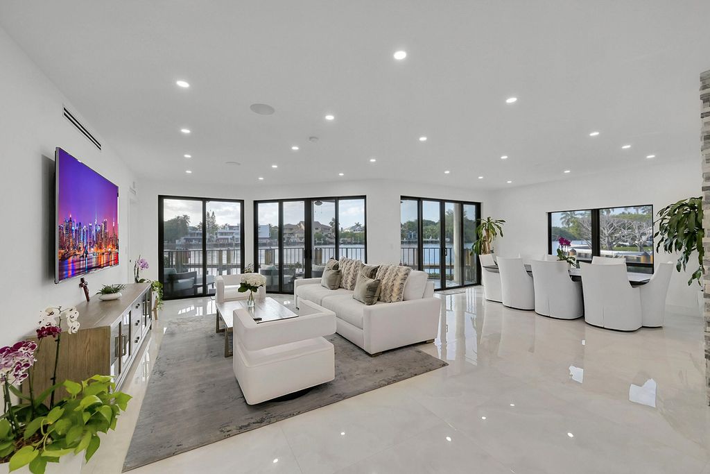 Photo of 800 Andrews Avenue #9, Delray Beach, FL 33483 (MLS # R11040839)