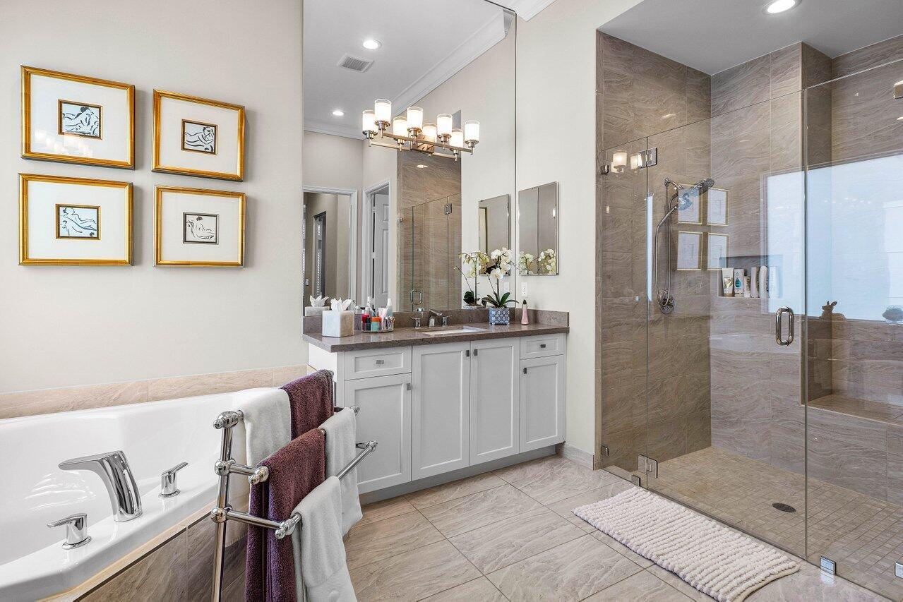 VALENCIA BAY - Residential