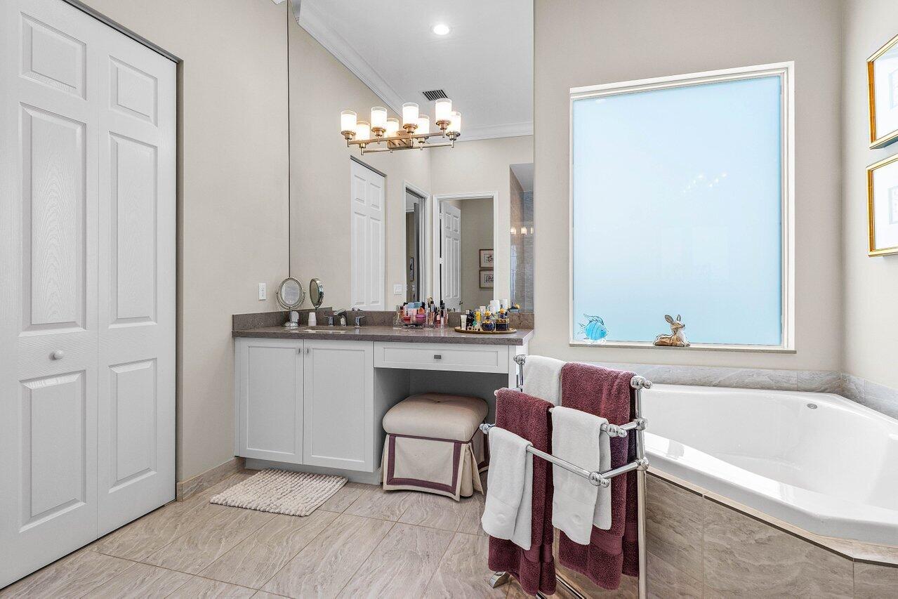 VALENCIA BAY - Residential