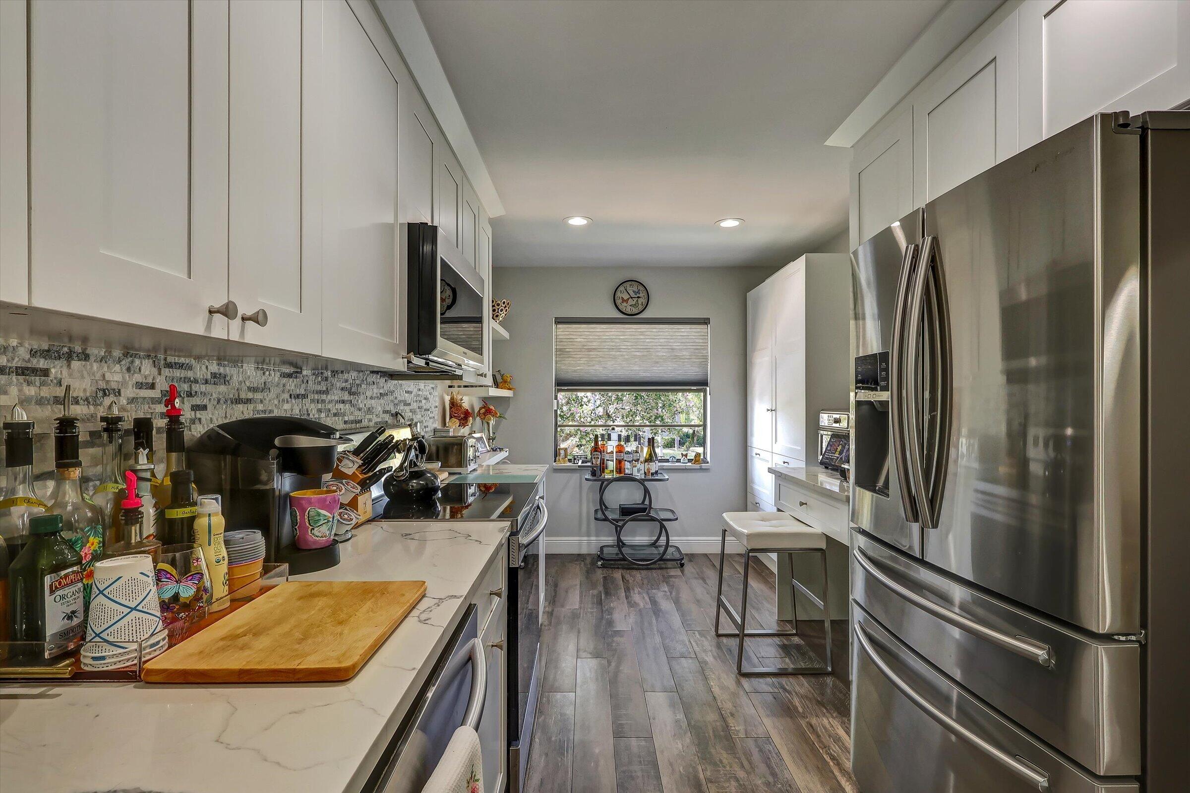 STRATFORD AT HUNTERS RUN CONDO - Residential