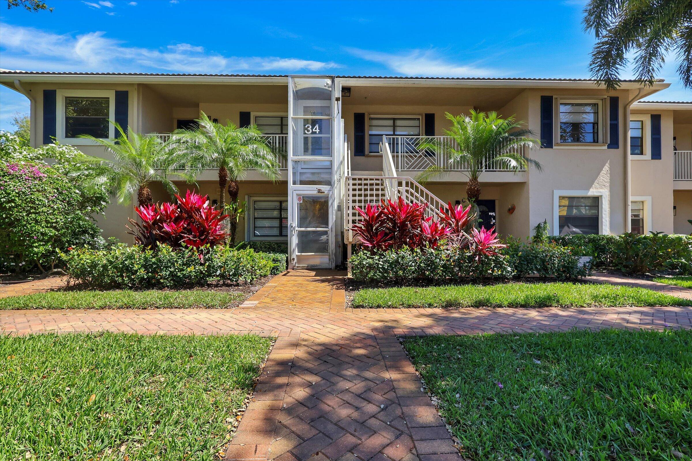 STRATFORD AT HUNTERS RUN CONDO - Residential