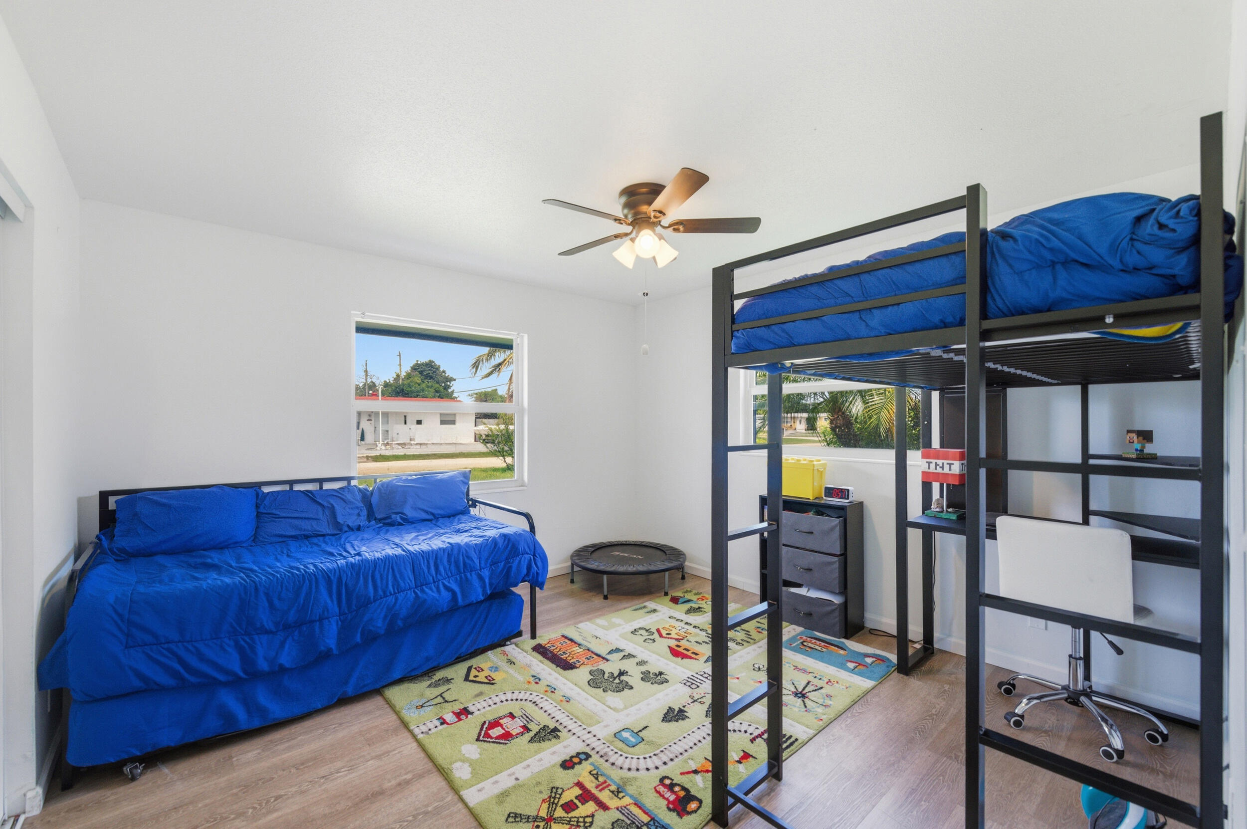 FOREST HILL VILLAGE 7 - Residential