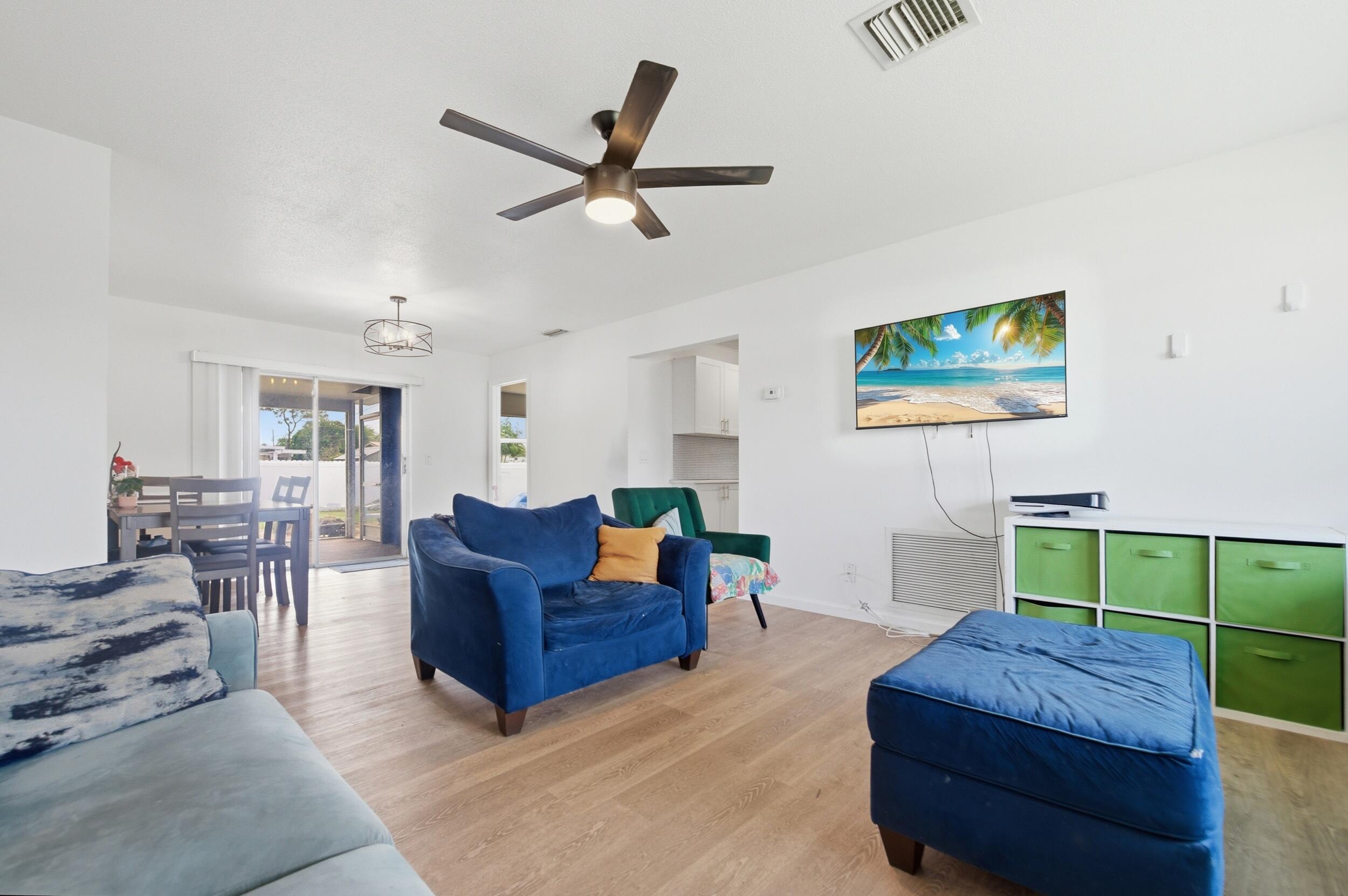 FOREST HILL VILLAGE 7 - Residential