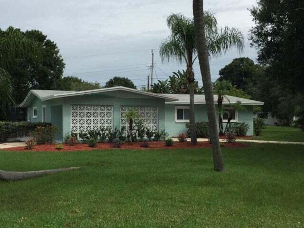 Photo of 5105 Fort Pierce Boulevard, Fort Pierce, FL 34951 (MLS # R10929268)