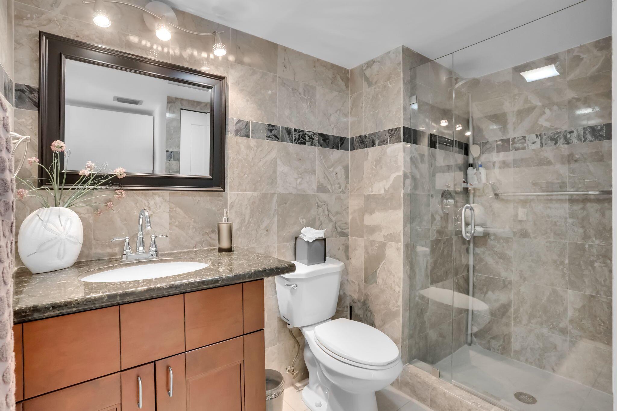 FAIRWAYS OF BOCA LAGO CON - Residential