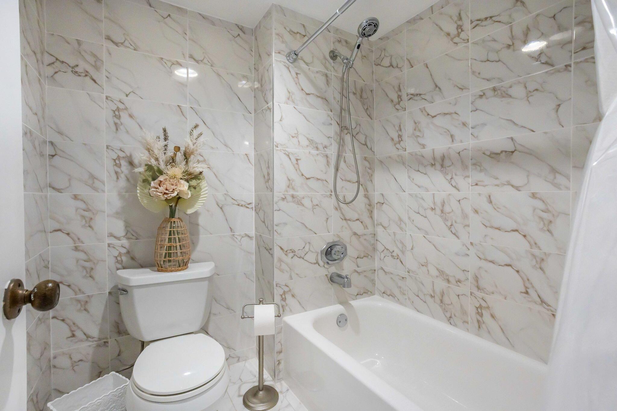 FAIRWAYS OF BOCA LAGO CON - Residential