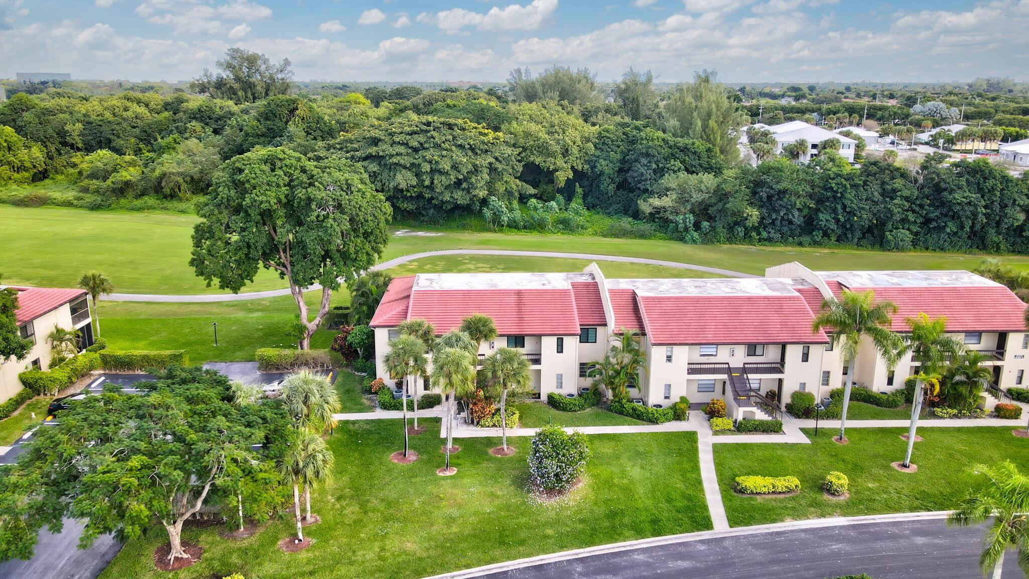FAIRWAYS OF BOCA LAGO CON - Residential
