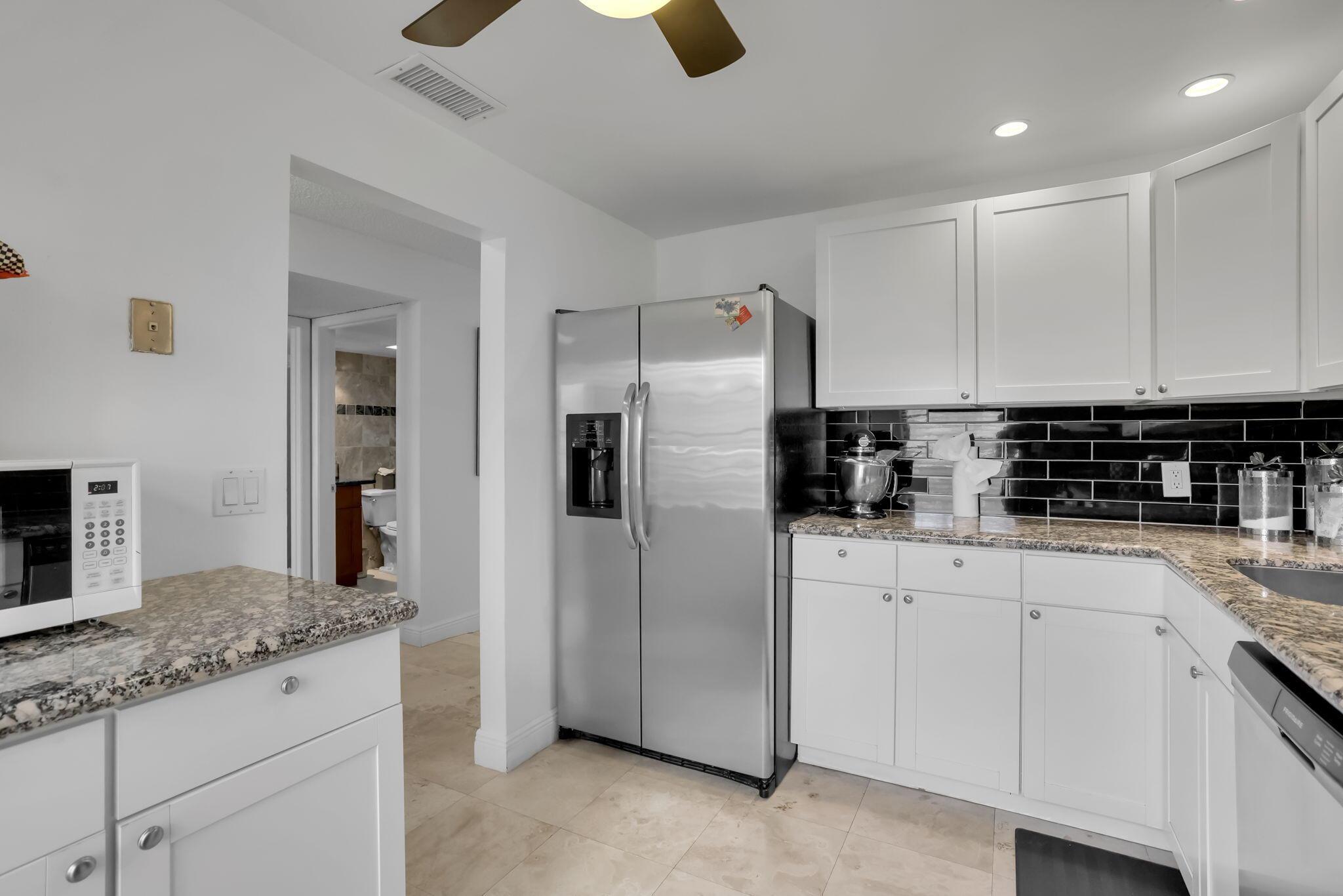 FAIRWAYS OF BOCA LAGO CON - Residential