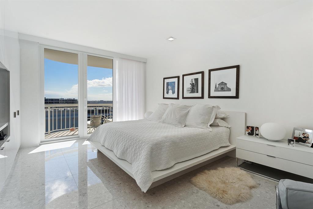 PALM BEACH STRATFORD COND - Residential