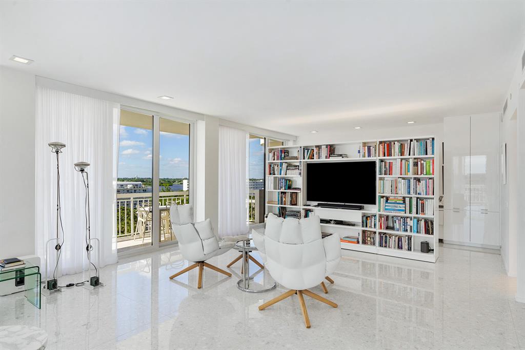 PALM BEACH STRATFORD COND - Residential