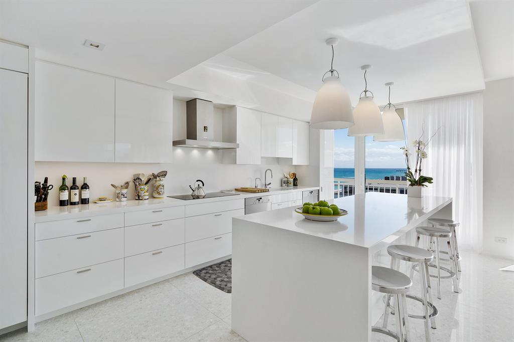 PALM BEACH STRATFORD COND - Residential