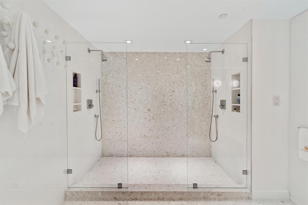 PALM BEACH STRATFORD COND - Residential