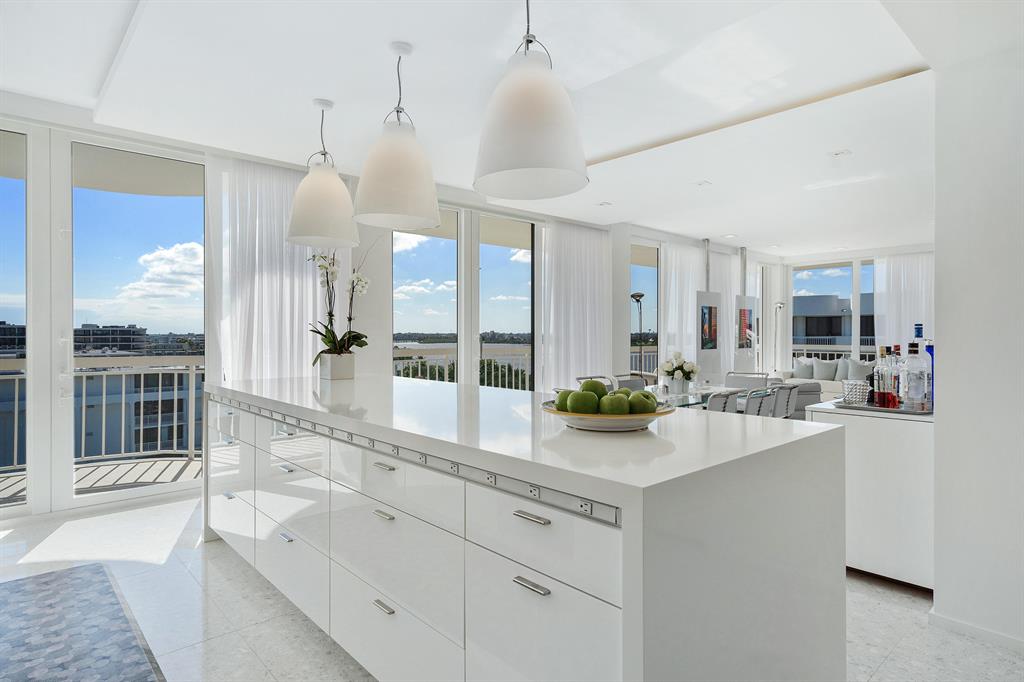 PALM BEACH STRATFORD COND - Residential