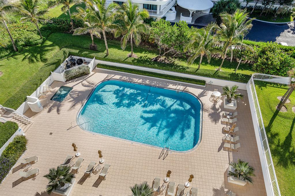 PALM BEACH STRATFORD COND - Residential