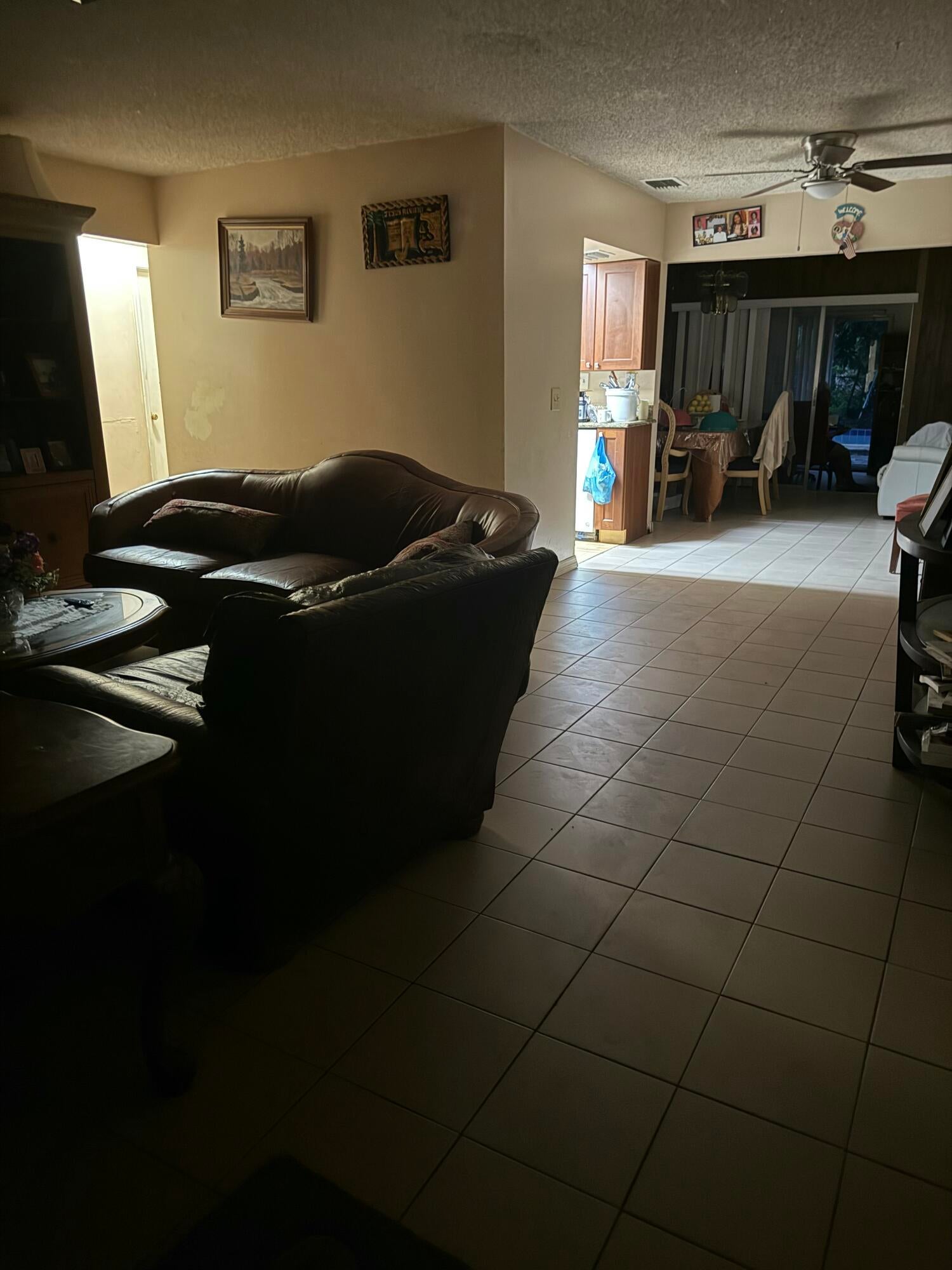 433 SW 10TH Avenue