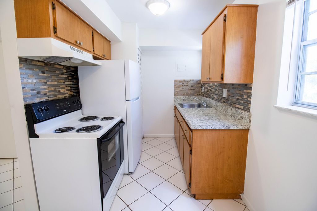 Photo of 1505 SW 2nd Street #209, Fort Lauderdale, FL 33312 (MLS # B26030340)