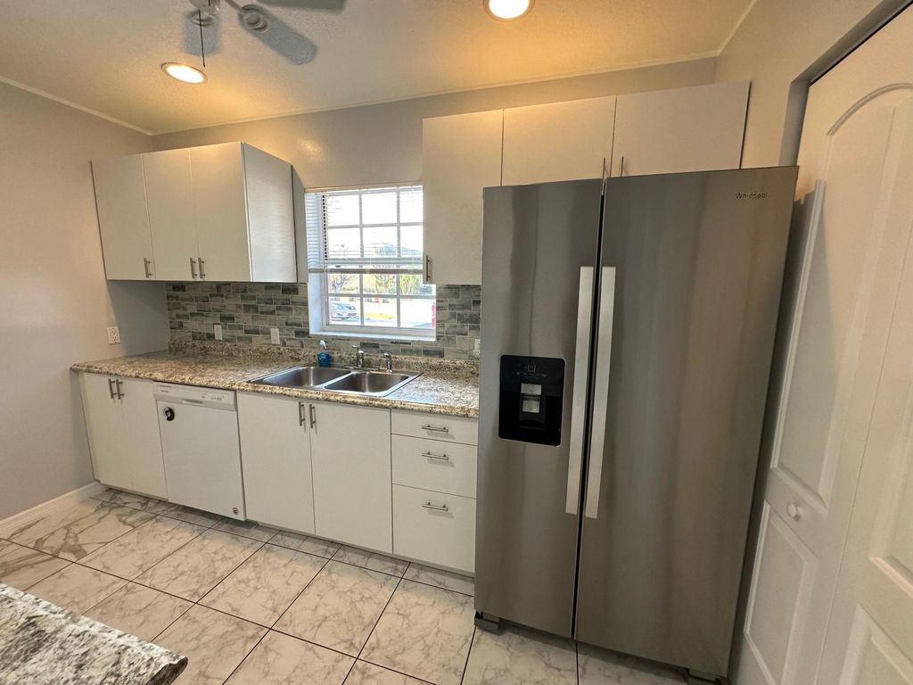 Photo of 14045 Wellington Trace, Wellington, FL 33414 (MLS # R10986202)