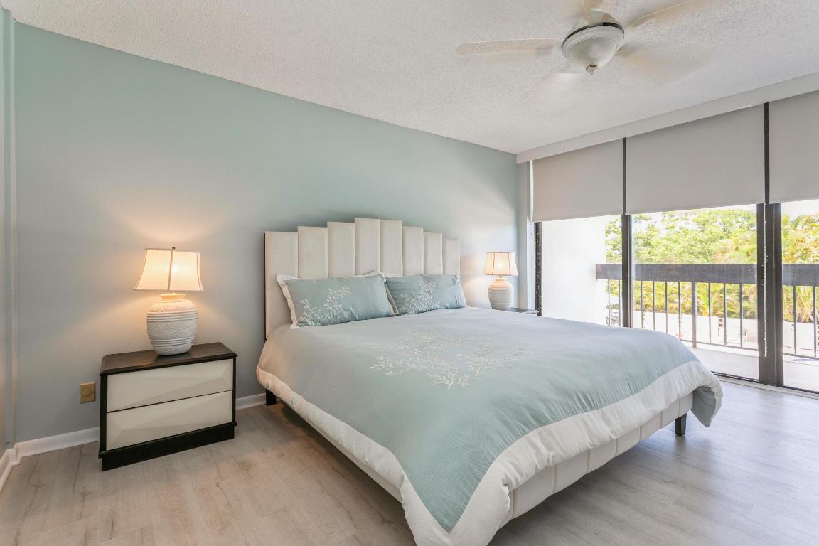 LANDS OF THE PRESIDENT CONDO 3 - Residential