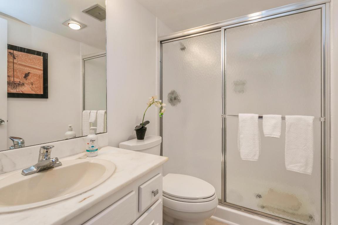 LANDS OF THE PRESIDENT CONDO 3 - Residential