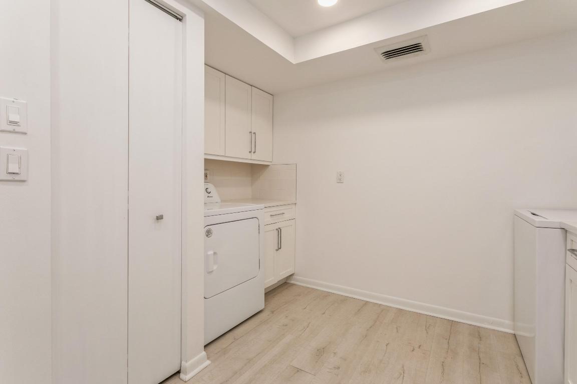 LANDS OF THE PRESIDENT CONDO 3 - Residential