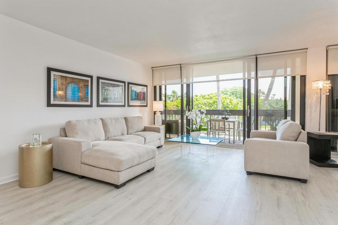 LANDS OF THE PRESIDENT CONDO 3 - Residential