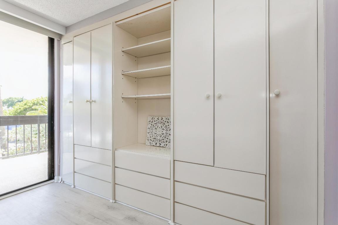 LANDS OF THE PRESIDENT CONDO 3 - Residential