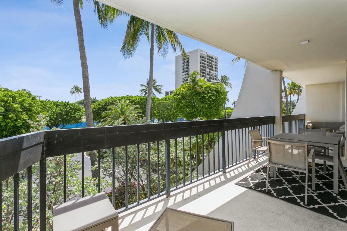 LANDS OF THE PRESIDENT CONDO 3 - Residential