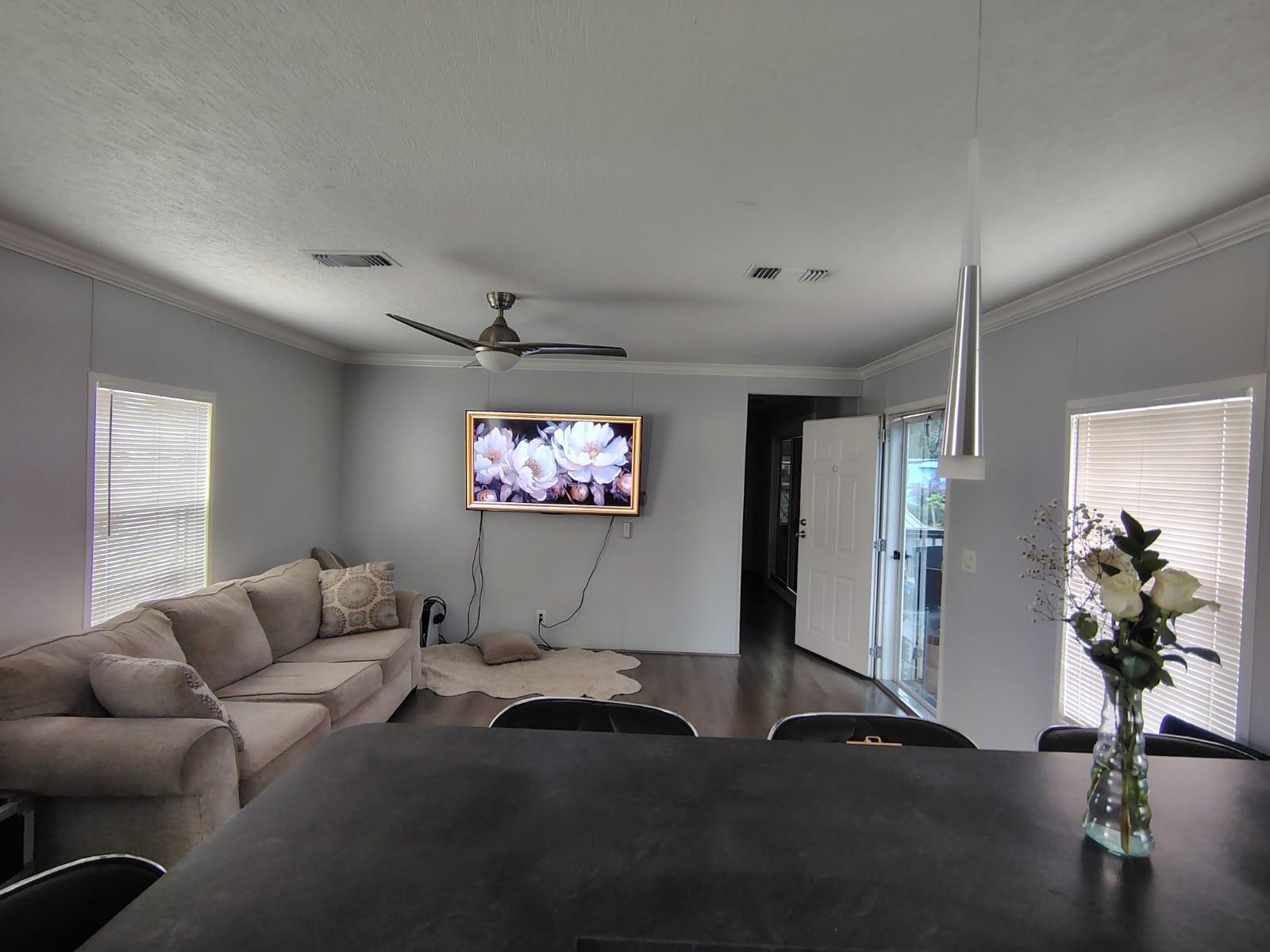 1026 Lucerne Way
