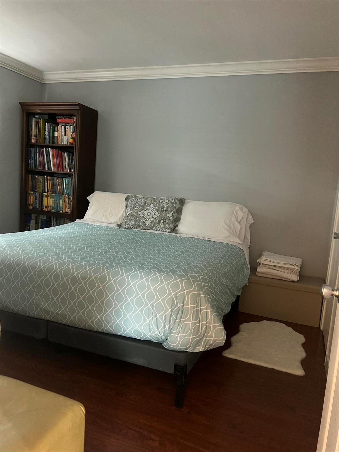 Coach House E & W - Residential Lease