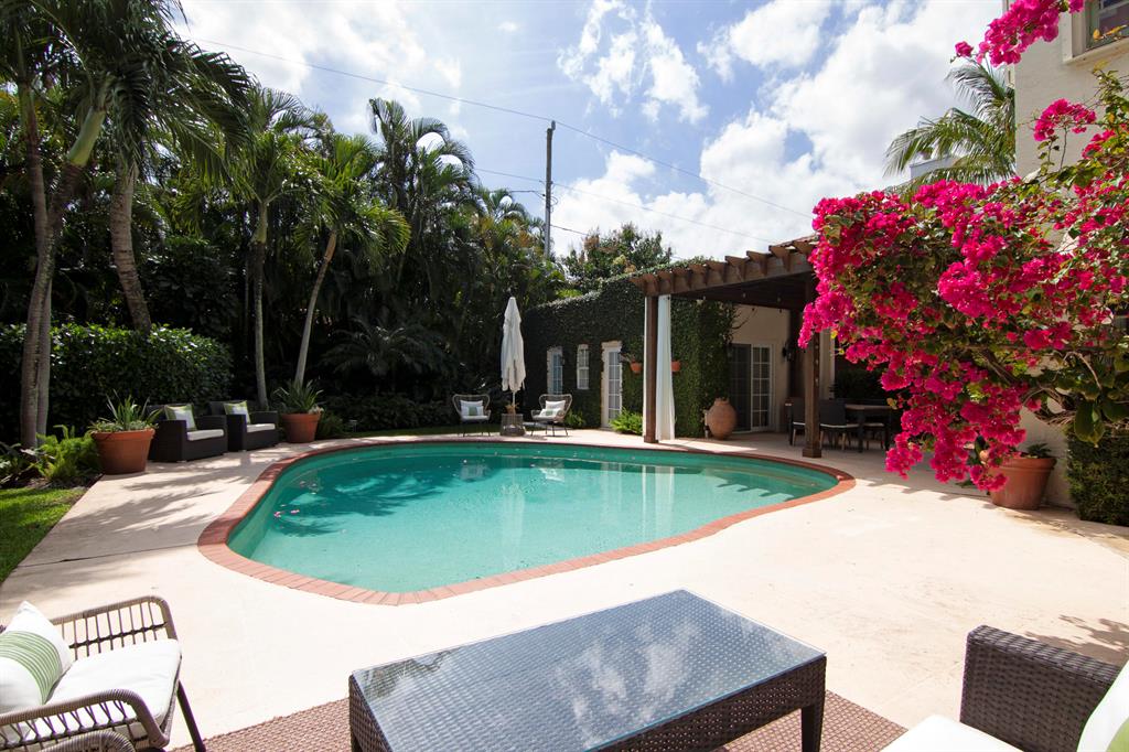 EL CID IN - Residential