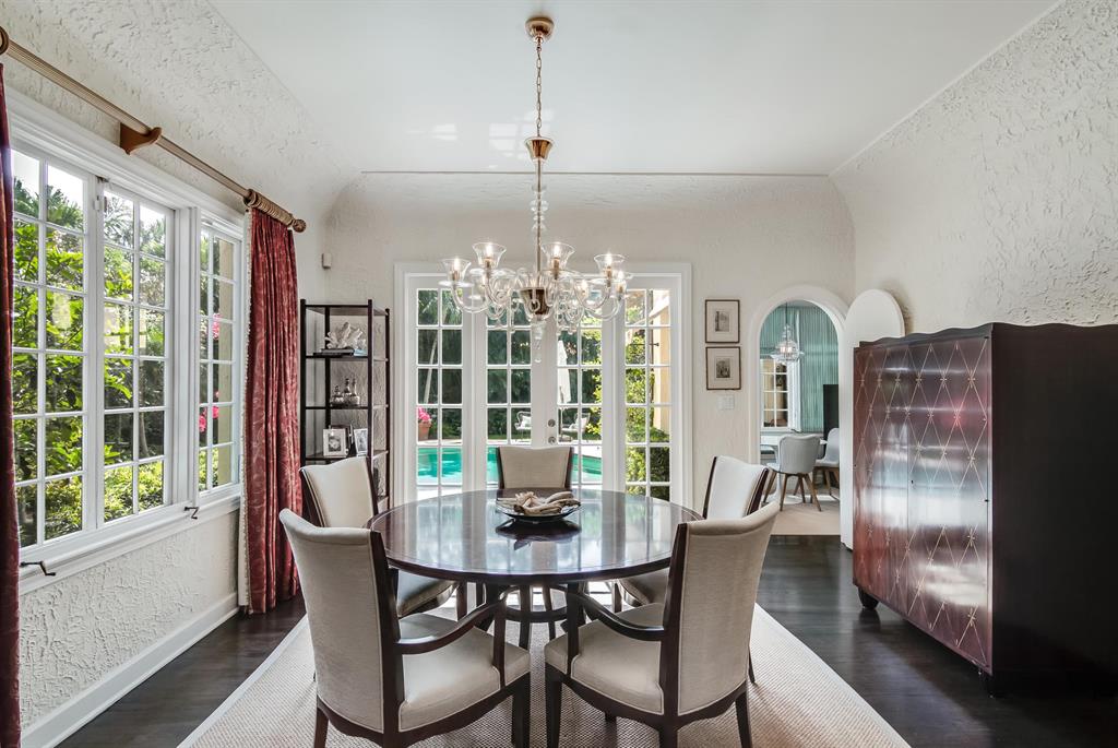 EL CID IN - Residential