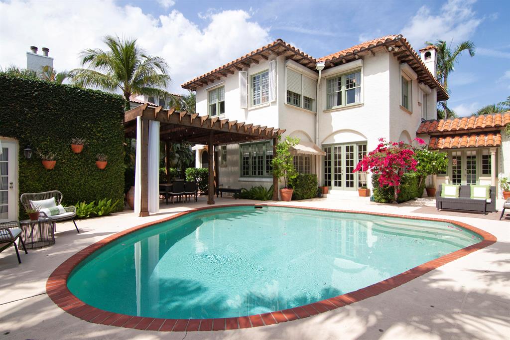 EL CID IN - Residential