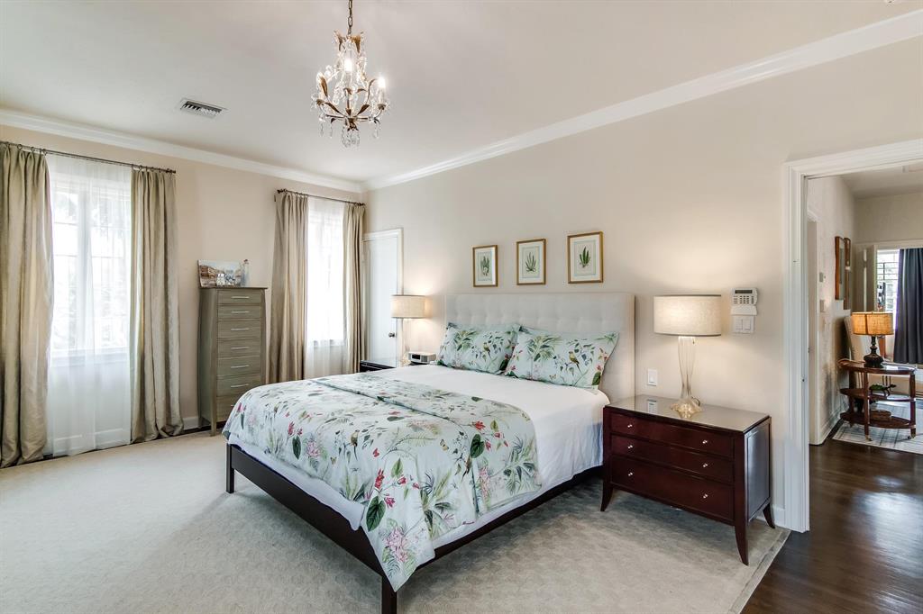 EL CID IN - Residential